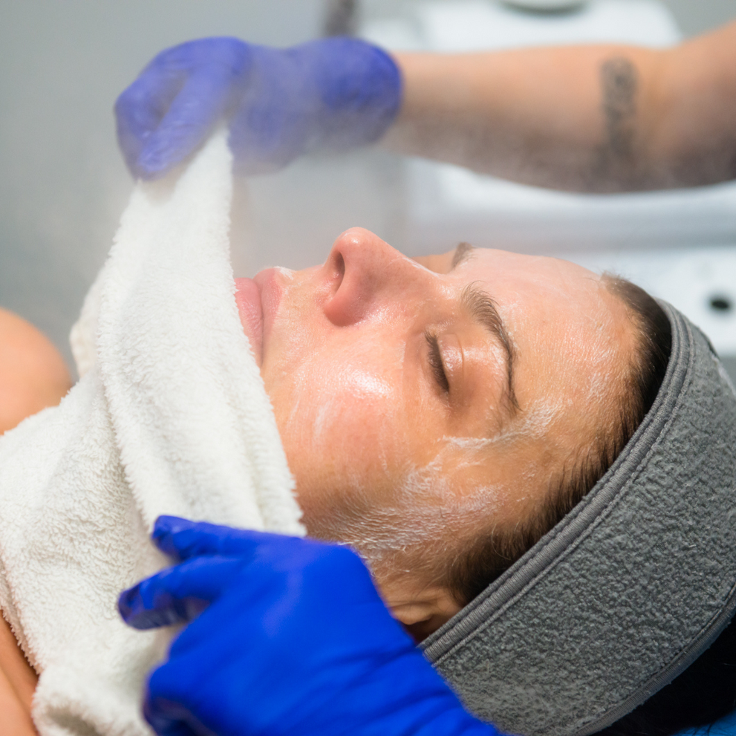 60-minute Custom Facial